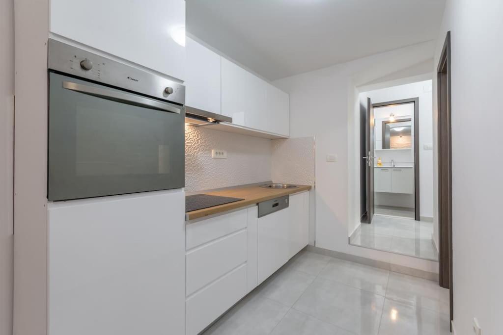 Apartment 3M - One Bedroom Apartment Split Exteriér fotografie